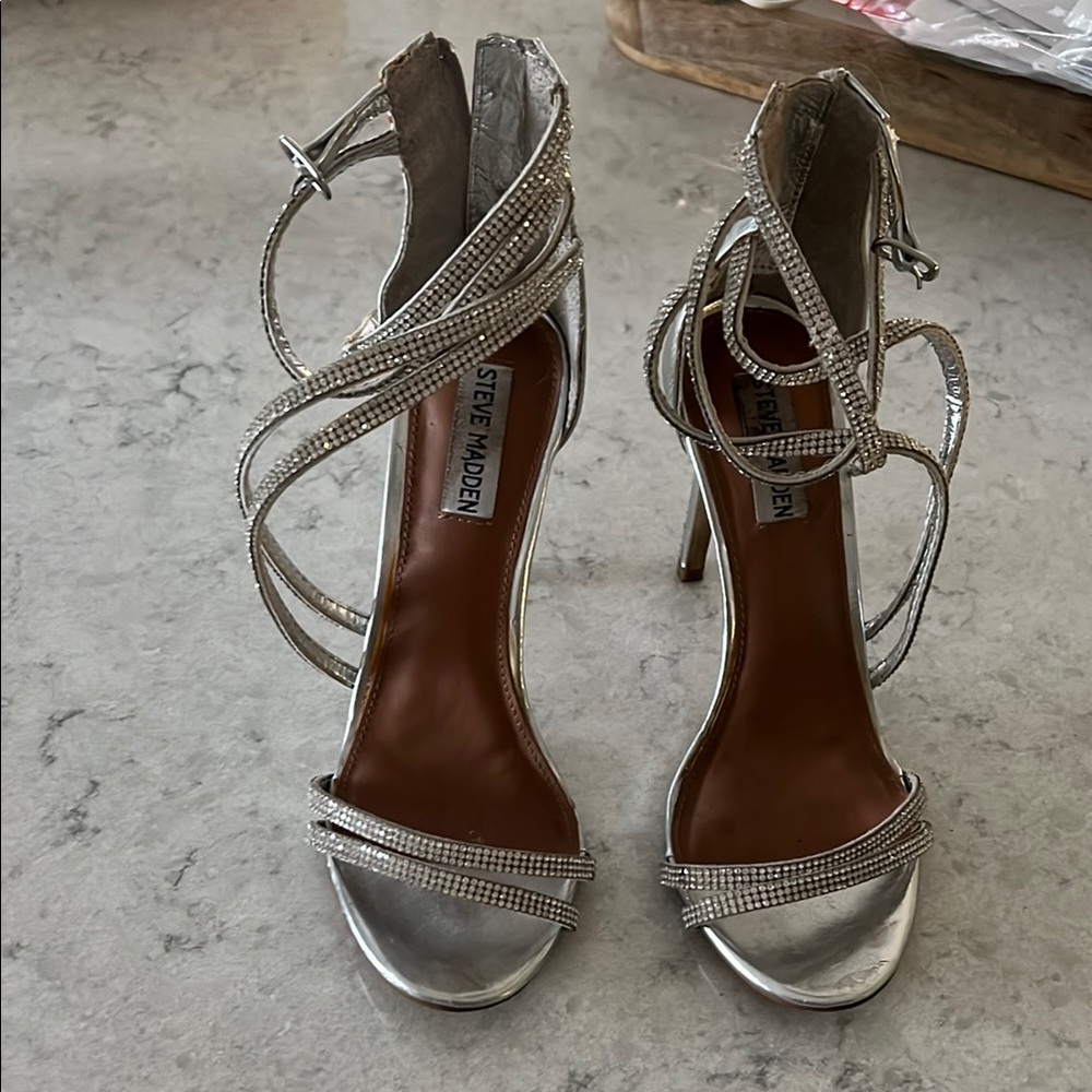 Steve Madden Silver Strappy Heels